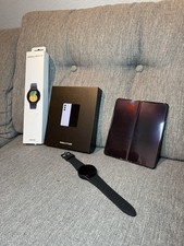 Samsung Galaxy Z Fold 5 & Galaxy Smart Watch 5 - 256 GB Phantom Black - Wie Neu